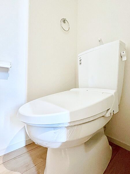 トイレは1階と2階それぞれに配置されていてとても便利です。