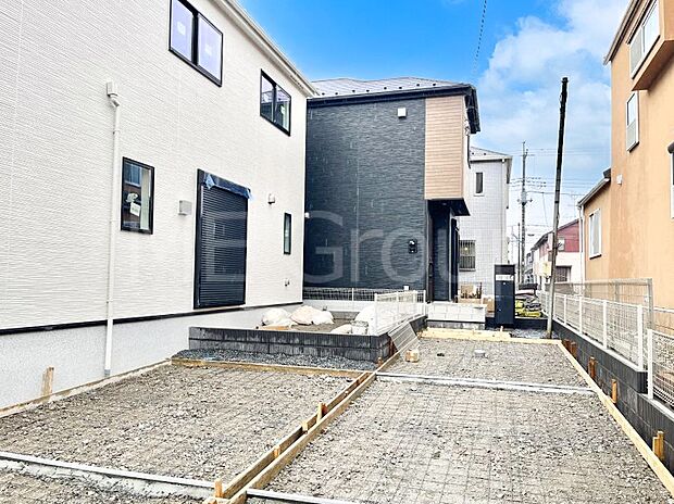 奥まった敷地にあるプライベートを保てる住まい