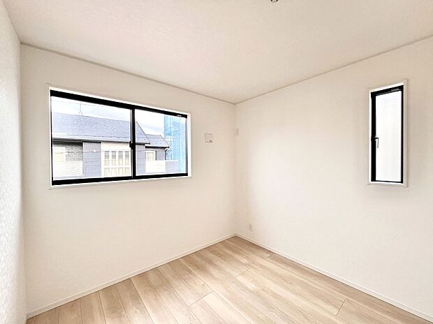 2面採光で明るさ＆風通し良好！