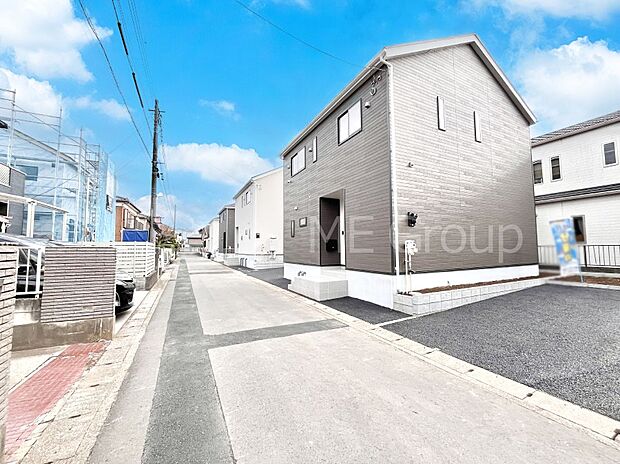 溢れる陽光でご家族の笑顔も輝く