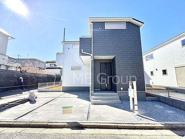 洗練された外観、上質な住空間が広がる室内は永く安心して過ごせる住居です。 