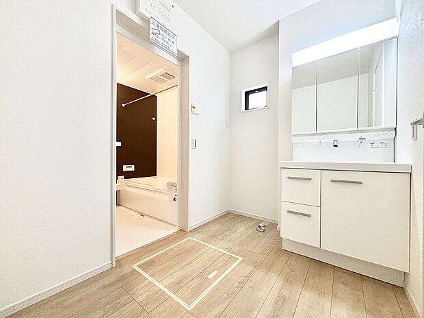 身支度もスムーズにおこなえる脱衣場