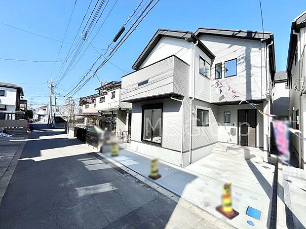 溢れる陽光でご家族の笑顔も輝く