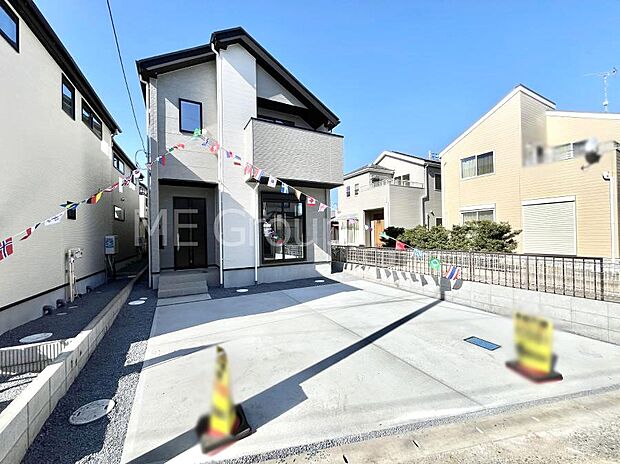 溢れる陽光でご家族の笑顔も輝く