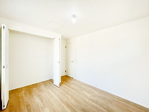 収納が充実しているので、居住スペースを広く使えます。