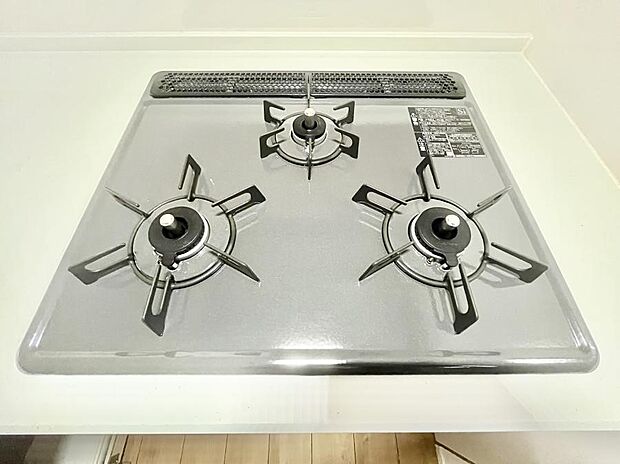 三口ガスコンロでお料理が一気にはかどりそう  　