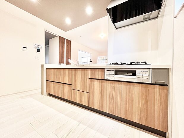 カウンター越しにお話しをしながら毎日のお料理をもっと楽しく