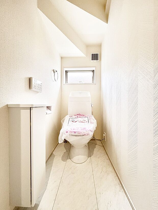 トイレは安心の2箇所!朝のバタバタも一安心です。