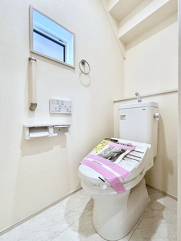 トイレは1階と2階それぞれに配置されていてとても便利です。 