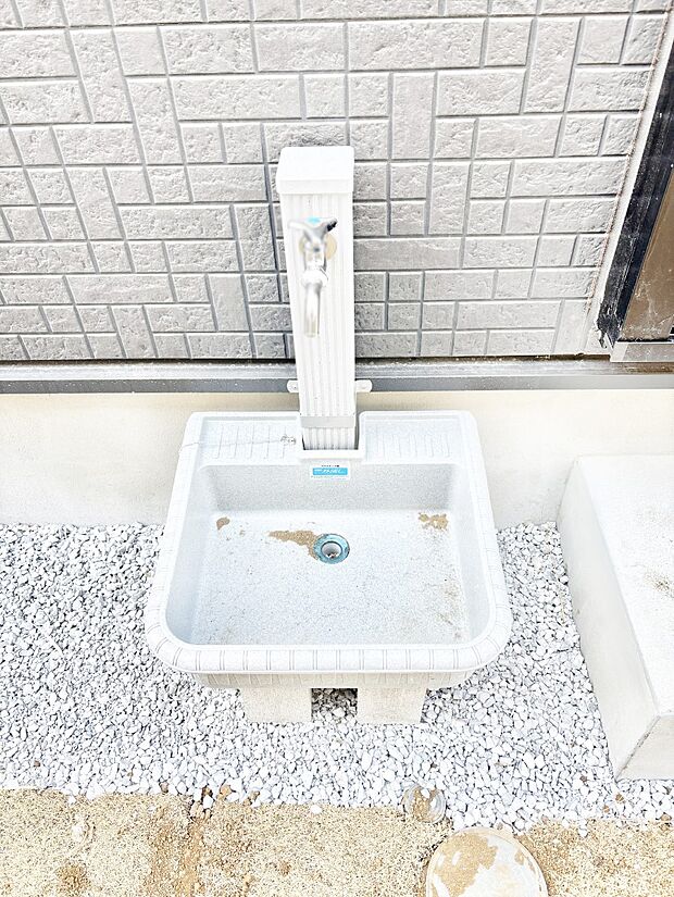 ガーデニングやお掃除に便利な外水栓