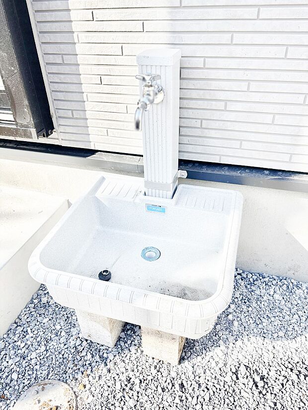 ガーデニングやお掃除に便利な外水栓