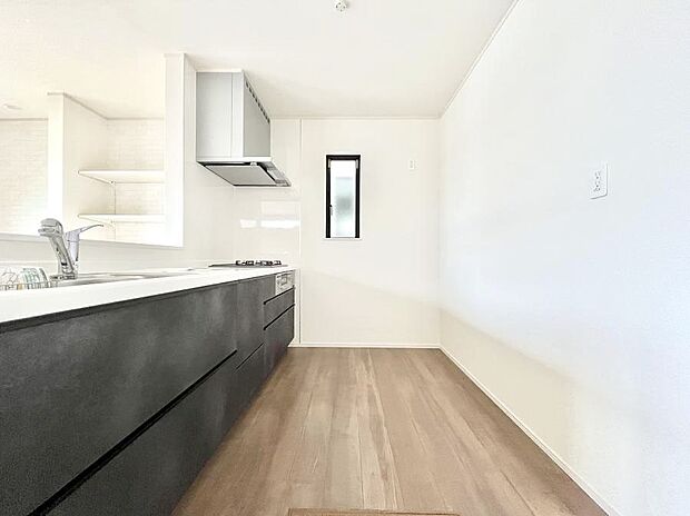 ゆとりあるキッチンではご家族と楽しくお料理ができます。