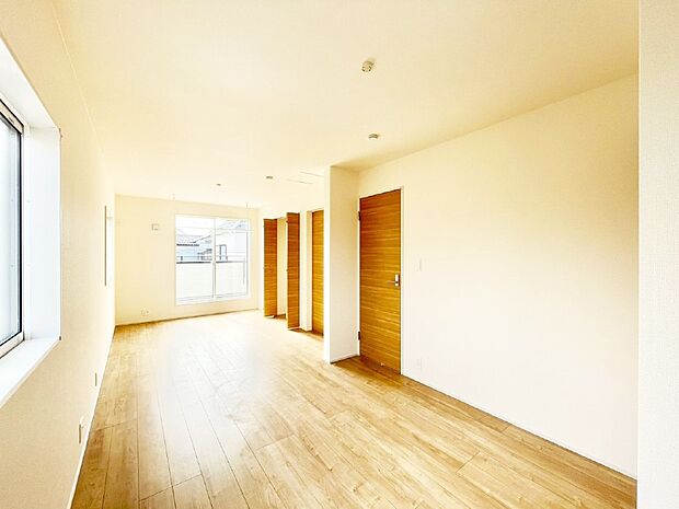 窓からのやさしい光が心地よいプライベートルーム