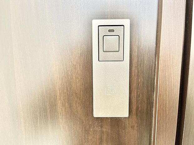 ラクラク開錠!スマートコントロールキー。