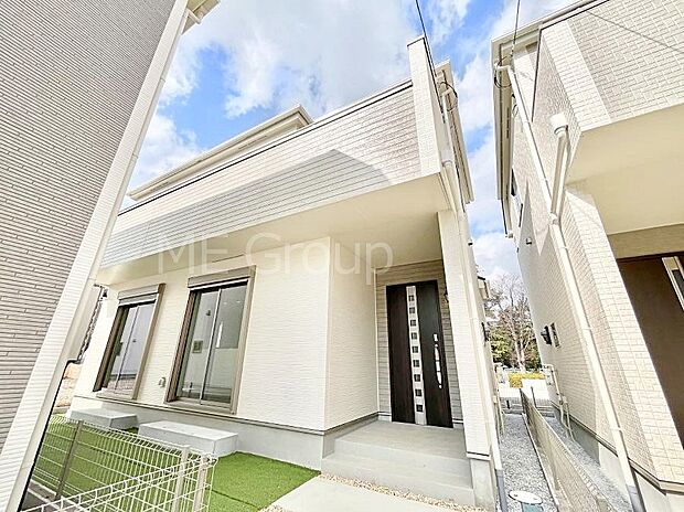 洗練された外観、上質な住空間が広がる室内は永く安心して過ごせる住居です。