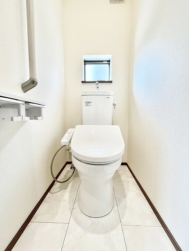 トイレは安心の2箇所!朝のバタバタも一安心です。