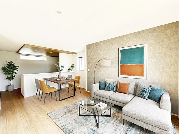 落ち着いた雰囲気のLDKは家族みんなの快適空間※家具はCGです