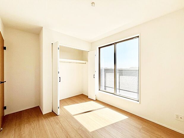 収納が充実しているので居住スペースを広々使えます