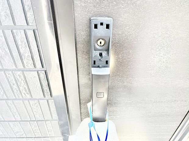 スマートに開錠できる電子キー