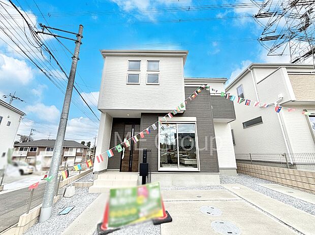 洗練された外観、上質な住空間が広がる室内は永く安心して過ごせる住居です。