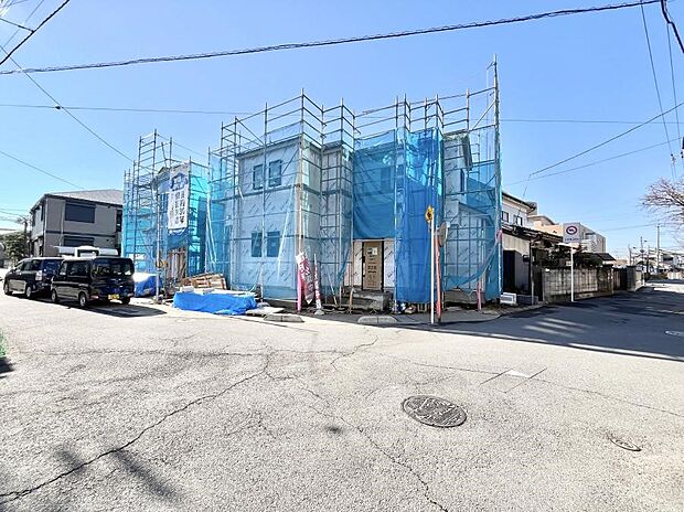 前面道路はきちんと整備されています