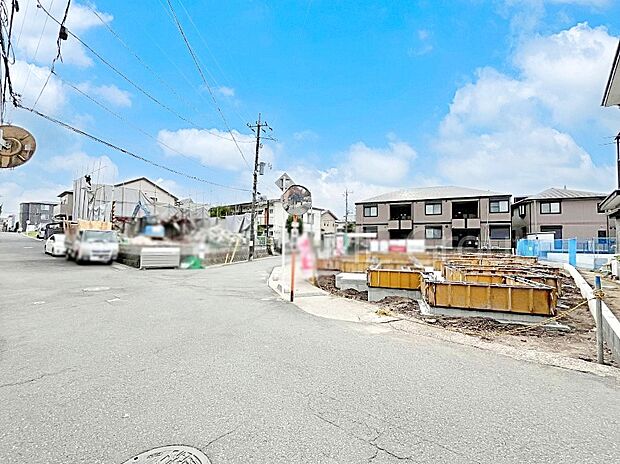 前面道路はきちんと整備されています