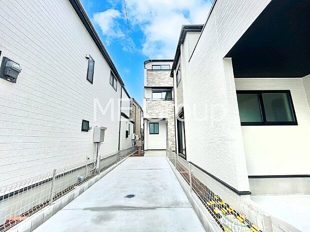 開放感溢れる広々とした2階リビングで家族団らんが楽しめるマイホーム!