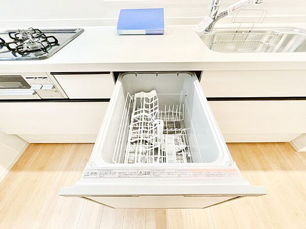 面倒なお片づけは食洗機にお任せ!家事の負担が減って、時間にも気持ちにもゆとりができます。