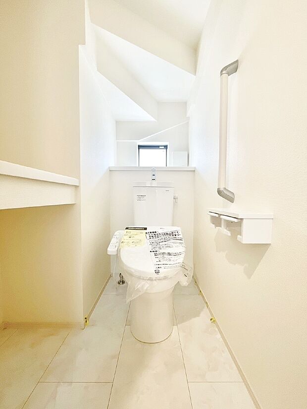 トイレは安心の2箇所!朝のバタバタも一安心です。