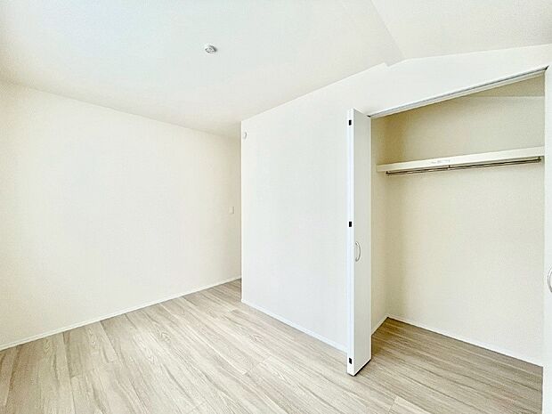 収納が充実しているので居住スペースを広々使えます