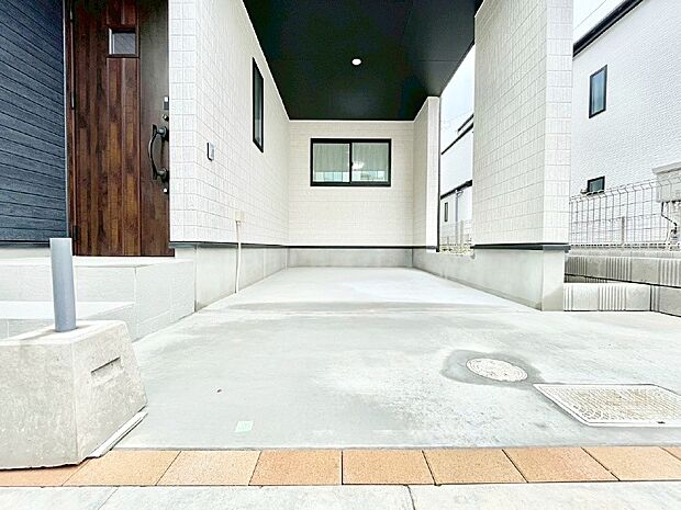 ビルトインタイプは大切なお車を傷や汚れから守ることができます。