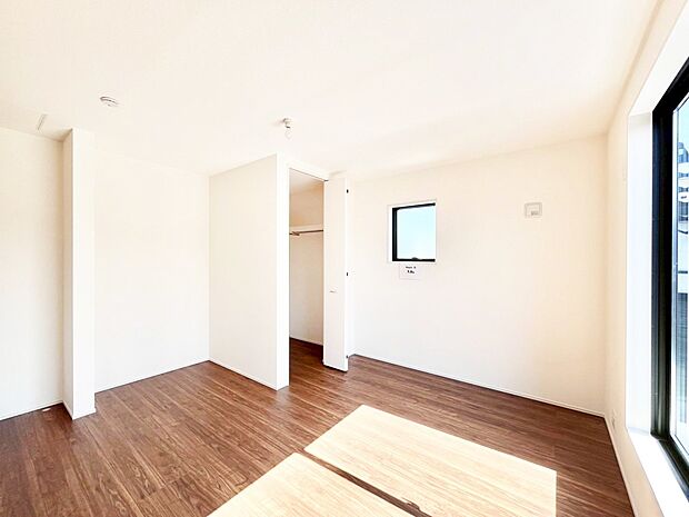 木の温もりがやさしいフローリングは安らぎをもたらす住空間