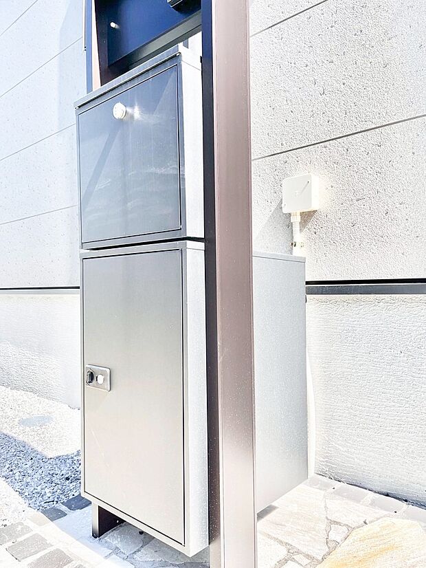 再配達のストレスを軽減してくれる便利な宅配BOX