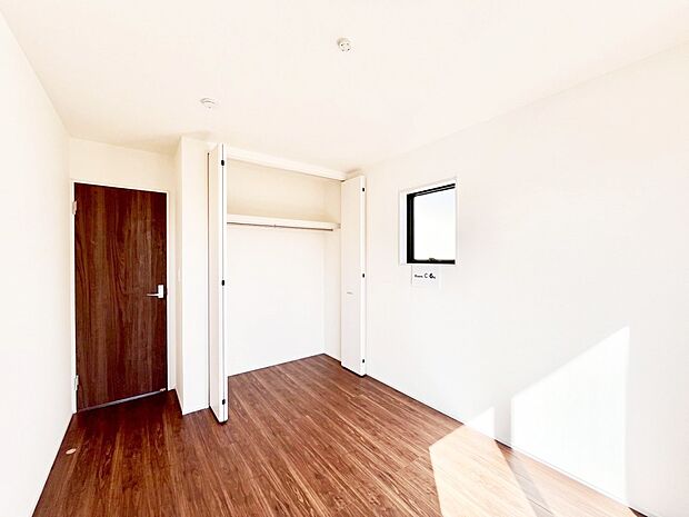 収納が充実しているので居住スペースを広々使えます