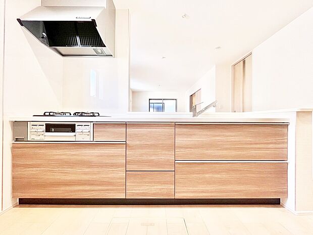 毎日使うキッチンだから、使いやすさ＆お手入れのしやすさにこだわりました。 