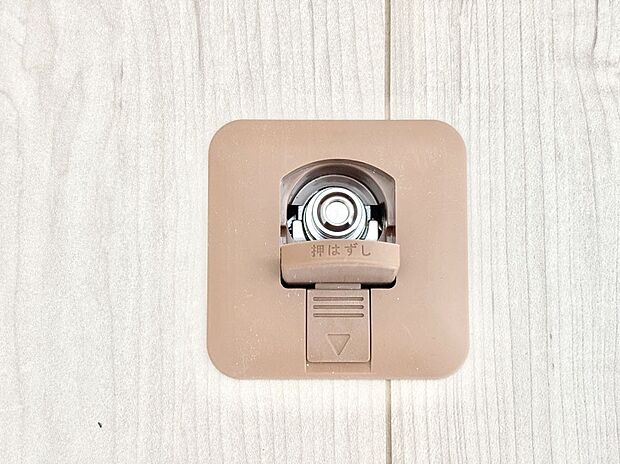 ガスコンセントがあれば足元からすぐに温まるガスファンヒーターを設置できます！  