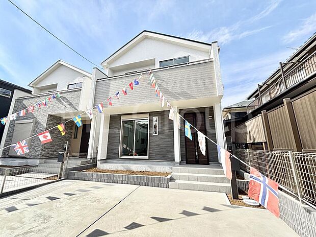 上質感あふれる外観デザイン。魅力の住まいを実現。 