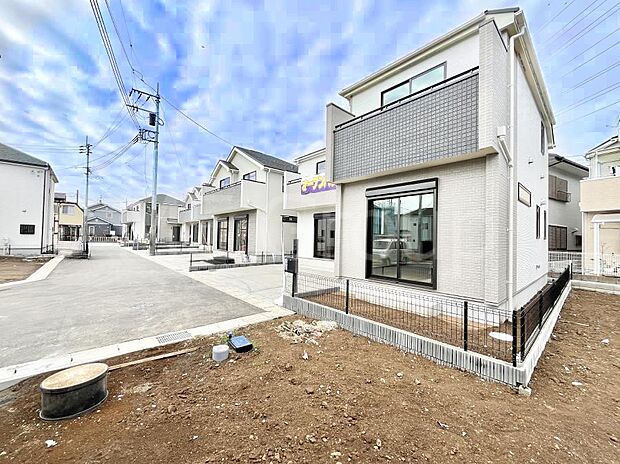 洗練された外観、上質な住空間が広がる室内は永く安心して過ごせる住居です。