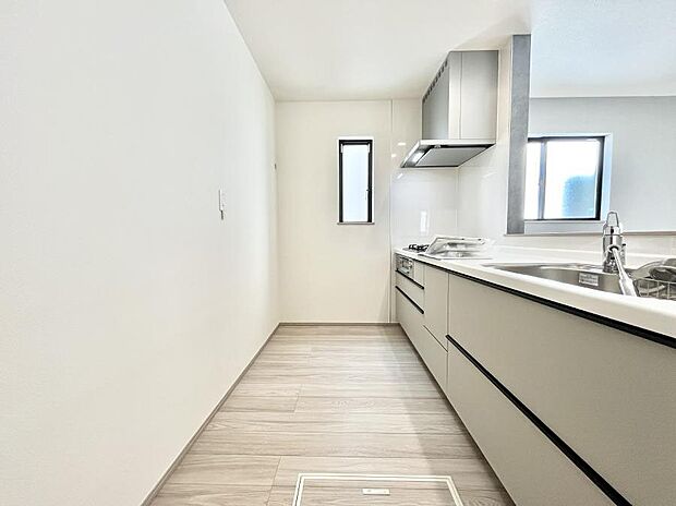 ゆとりあるキッチンではご家族と楽しくお料理ができます。