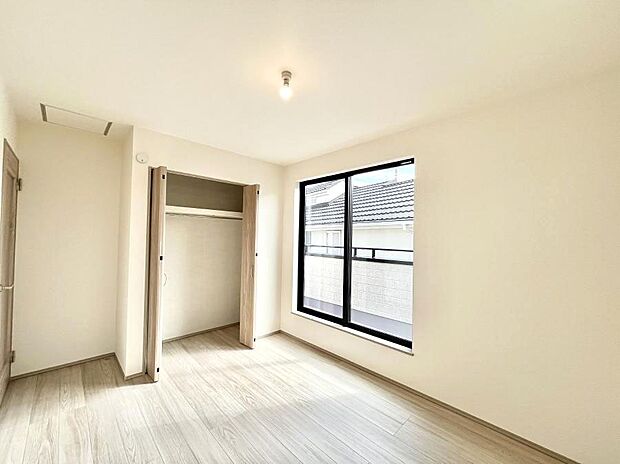 収納が充実しているので居住スペースを広々使えます