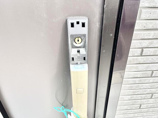 スマートに開錠できる電子キー