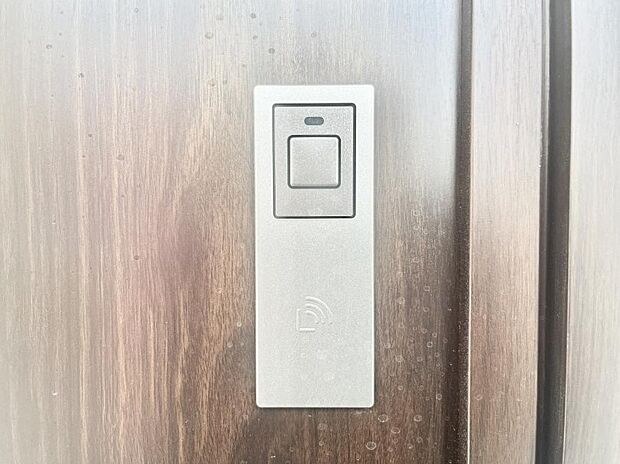 ラクラク開錠!スマートコントロールキー。