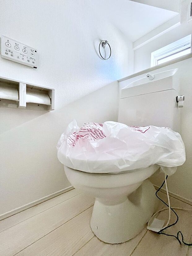 トイレは1階と2階それぞれに配置されていてとても便利です。 