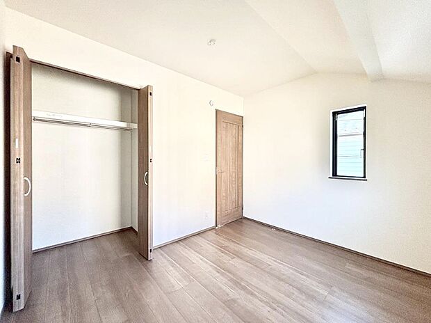 収納が充実しているので居住スペースを広々使えます