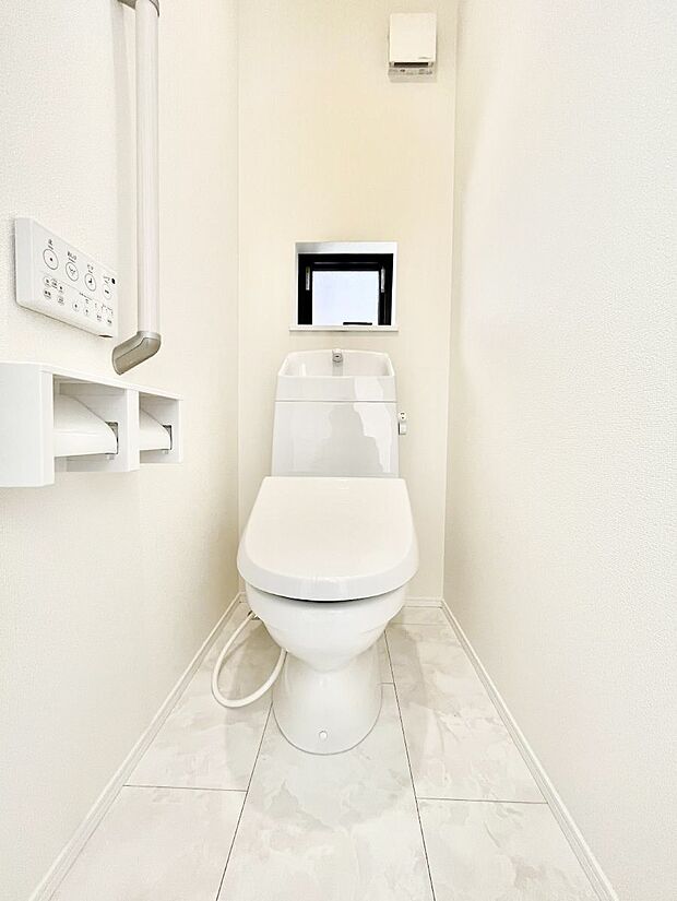 トイレは安心の2箇所!朝のバタバタも一安心です。