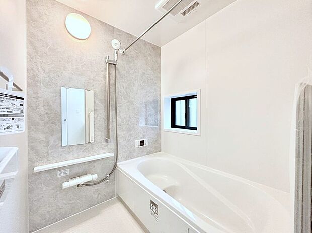 一日の疲れを癒やす大切なバスタイム。ゆっくりとお風呂を楽しんで疲れをとりたいですね！  