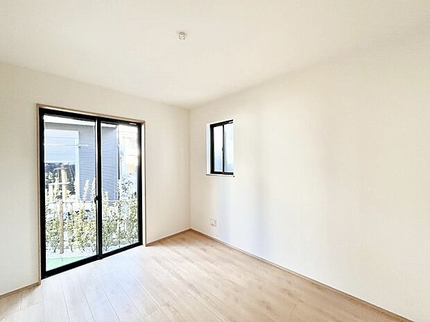 子ども部屋にぴったりの明るい空間。