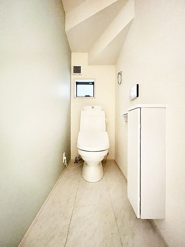 トイレは1階と2階それぞれに配置されていてとても便利です。 