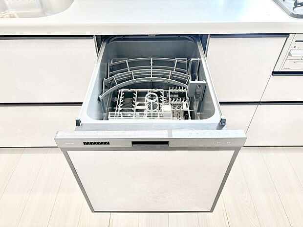 面倒なお片づけは食洗機にお任せ!家事の負担が減って、時間にも気持ちにもゆとりができます。