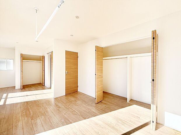 将来は2部屋にすることもできますね。お年頃になったら夢の個室にチェンジ！